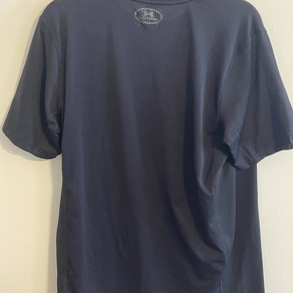 Men’s Under Armour Heat Gear Training Shirt - Picture 3 of 3